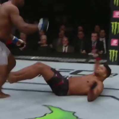 Francis Ngannou takes Alistair Overeem’s soul with a brutal uppercut at UFC 218