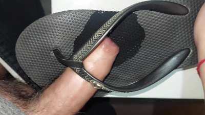 Cum high flip flops