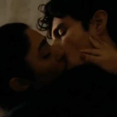 Goldshifteh Farahani (Two Friends)