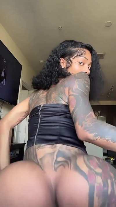 Ts playboykandii aka kandi sweetz