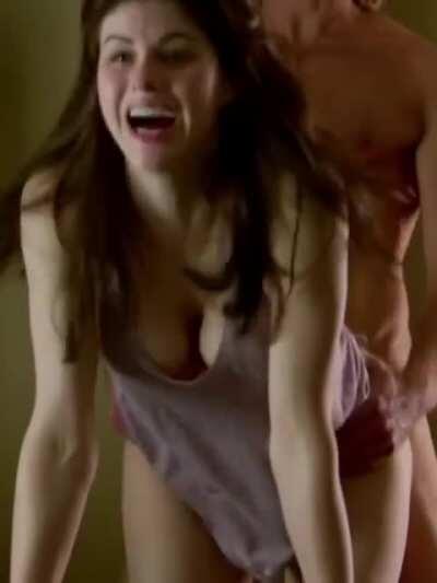 Alexandra Daddario's bouncing tits