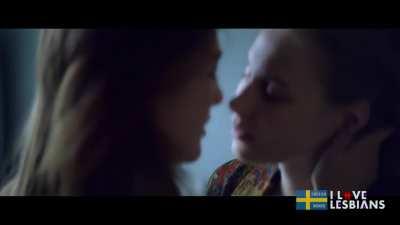 Swedish Women: Siri Fagerudd &amp; Saga Sarkola - &quot;Tjockare än vatten&quot; (s03e02) - *AI ENHANCED*