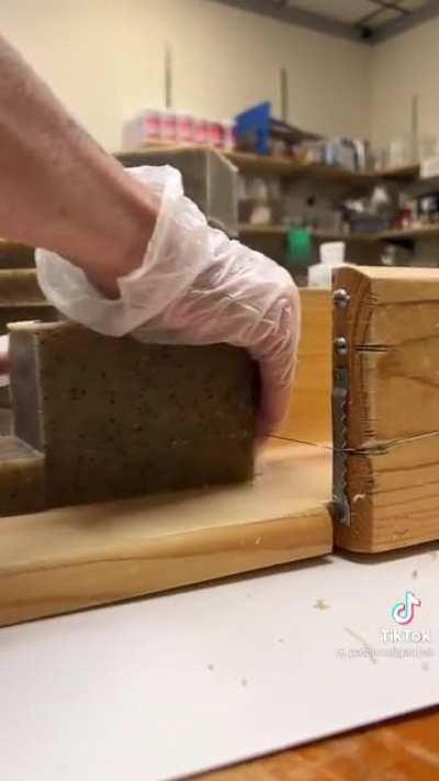 Coffee soap cutting