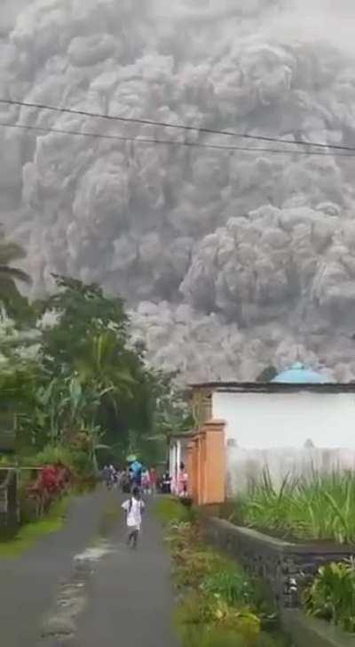 Semeru eruption today.