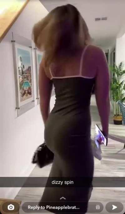 That dress 🔥