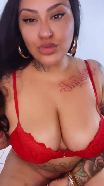 latina_BBW