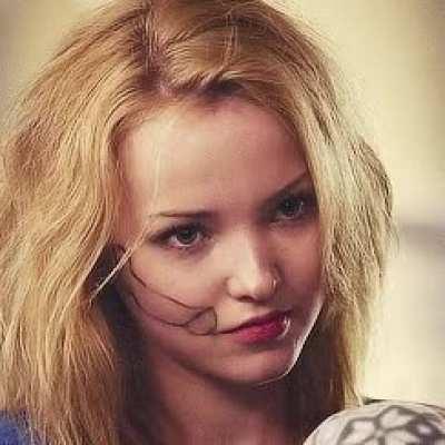 Birthday girl Dove Cameron loves a dick on her face