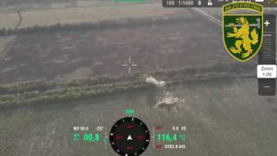 A Ukrainian tank from the 68th Separate Jäger Brigade firing at Russian positions in the village of Marynivka 