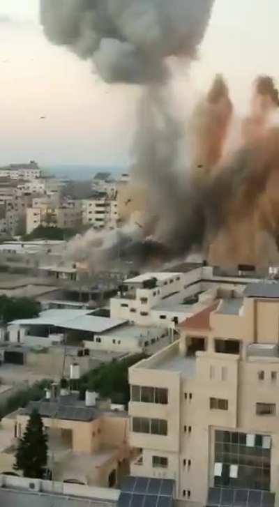 IDF airstrikes on the Ansar compound in the west of Gaza City. Source: Telegram 14/05/21.