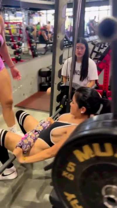 Nat Chanapa in the gym