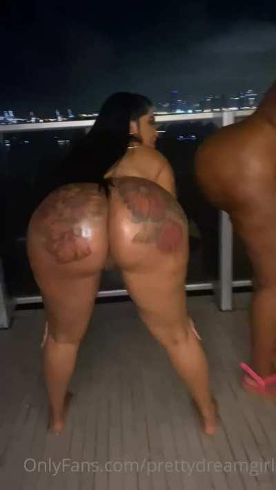 3 asses