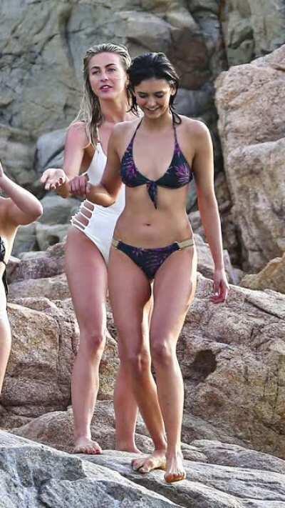 Julianne Hough/Nina Dobrev