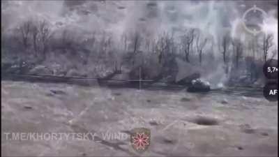 Ukrainian M2 Bradley attacking a Russian position by Keramik. April 2024