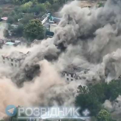 Two Ukrainian &quot;AASM Hammer&quot; bombs hit a building used by Russian FPV drone operators, Kursk Oblast [October 2024]