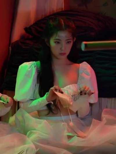 Red Velvet - Irene