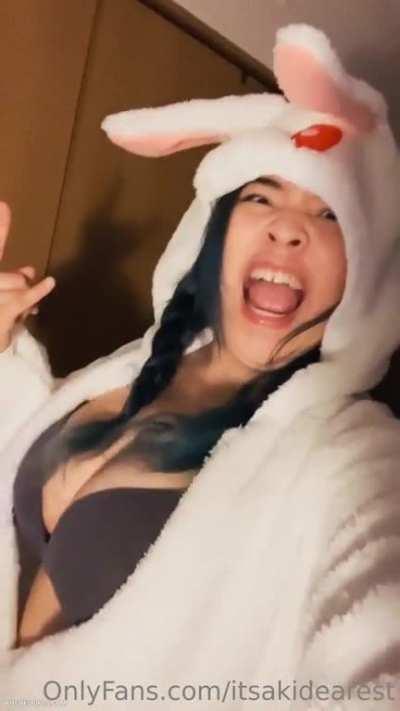 The Infamous Akidearest Boob Bouncing Onlyfans Video 🥵🍈🍈 MUST WATCH 🔥