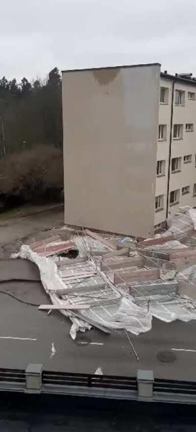 Scaffold collapse today in Estonia