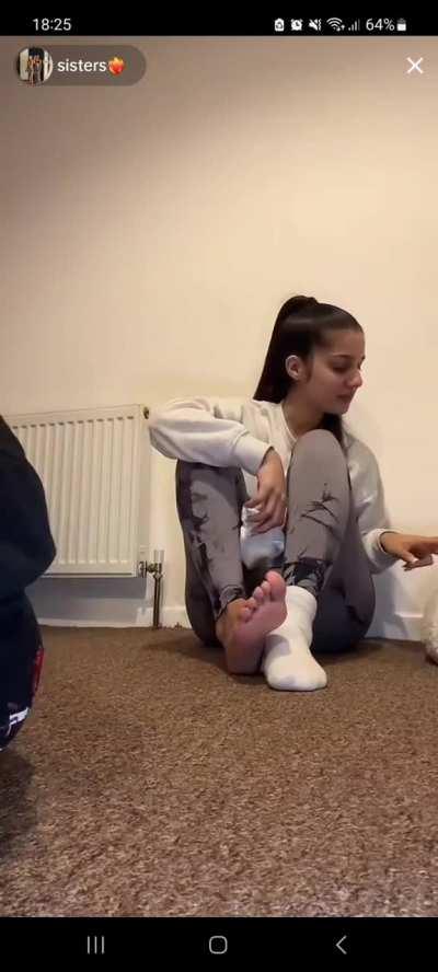 tiana.suranne on TikTok, 21 year old. she's showing feet all the time. live right now 