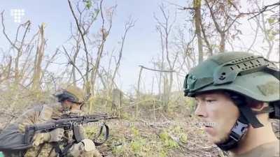 This video was recorded by the Ukrainian battalion commander. The Ukrainian Army from the 127th brigade of the Armed Forces of Ukraine captured three Russian soldiers near Bakhmut.