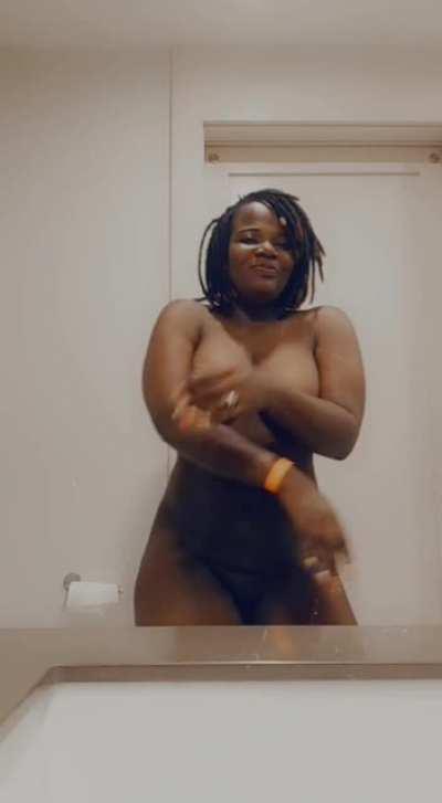 hot ebony mama