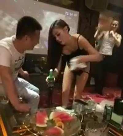 Say Hi to the Most Talented Vagina in Thailand