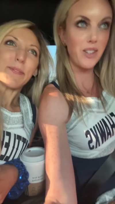 Bring back the Battlehawks season. I need to put on my cheer outfit with this beautiful chickie again. [F]