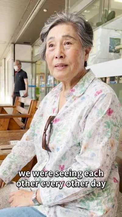 This adorable Japanese grandma