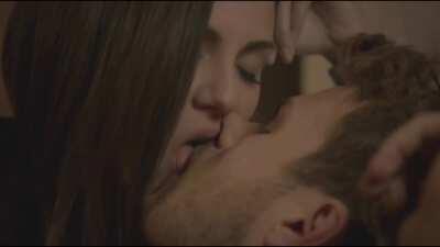 Victoria Justice tongue kiss