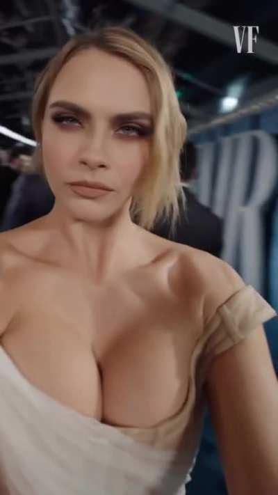 Cara Delevingne looks amazing