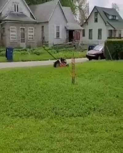 🔥 How to cut the grass while drinking beer lifehacks image