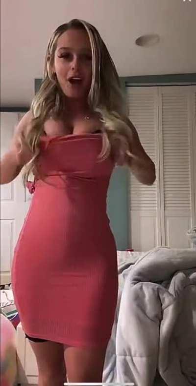 tiktok live nipslip