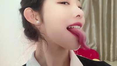 Asian Long tongue 