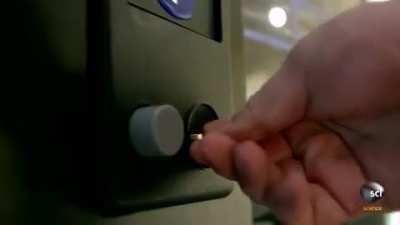 How a Vending Machine detects a fake coin .