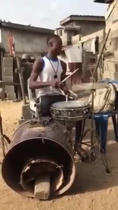 Masterful Drumming on a Decrepit Drum Set