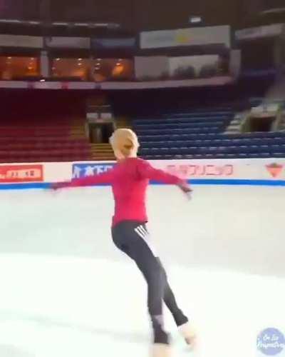 Sasha Trusova ice skating