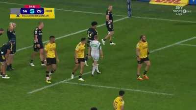 A great commentary call at the end of Highlanders vs Hurricanes