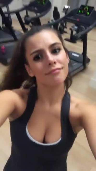 workout cleavage