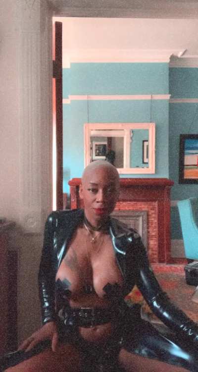 Doing domme things