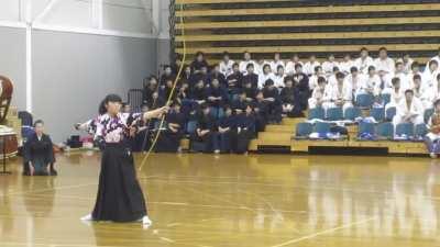 The sound of a Japanese arrow