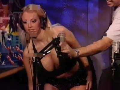 Jenna Jameson Massages Girl.