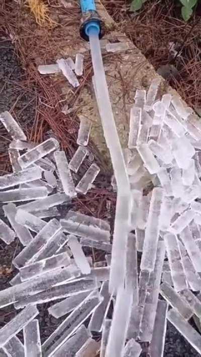 Ice out of a water line