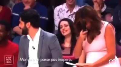 French TV show invited people with unusual laughs to sit together….. the outcome is fucking brilliant.