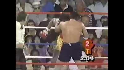 Tommy Hearns knocked out Roberto Duran. A straight right that sounded like a pistol, turn on the sounds.