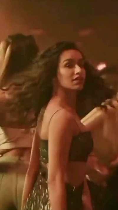 Shraddha Kapoor in psycho saiyaan 