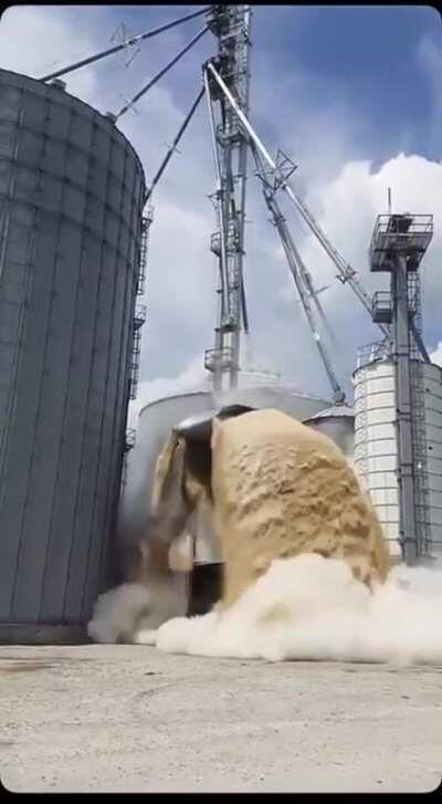 WCGW at the mill with a broken silo