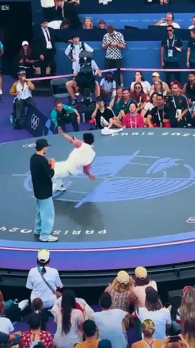 Olympic breakdance: Japan vs China