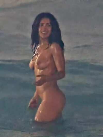 Salma Hayek fully nude in Ask the Dusk