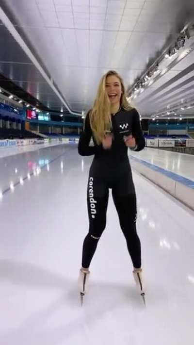 Dutch speed skater Jutta Leerdam