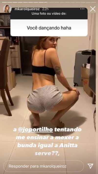 Karol Queiroz brincando com a nossa imaginação