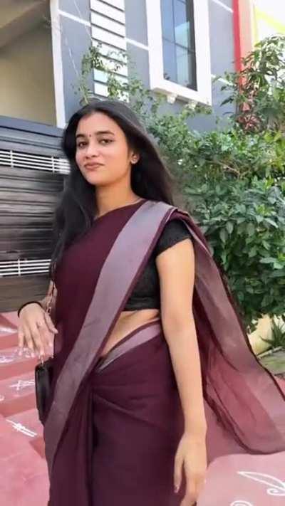 Madhu Naidu Saree Navel